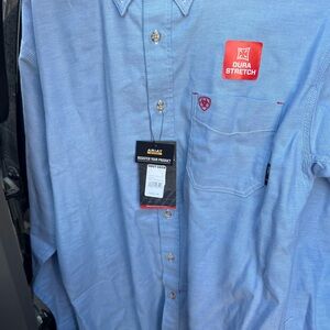 Ariat FR $105 & Cody James FR $80 button up work shirts size L never worn